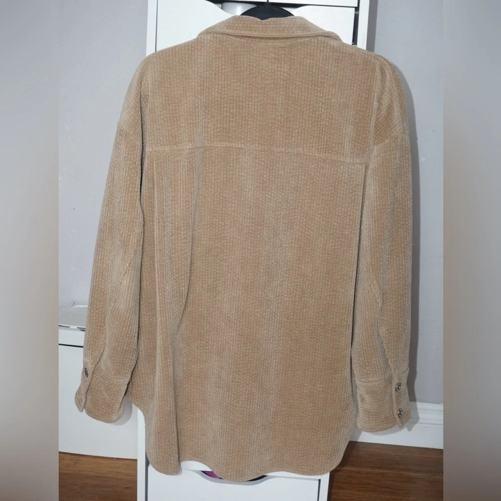Zara button Jacket - Picture 2 of 3